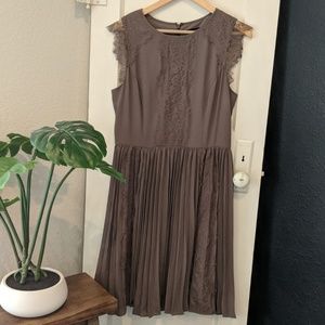 Grey beige cap sleeve dress